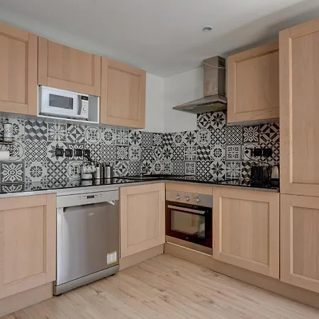303 Simha - Superbe A Apartamento