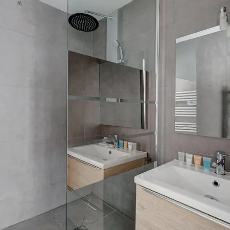 303 Simha - Superbe A Apartamento